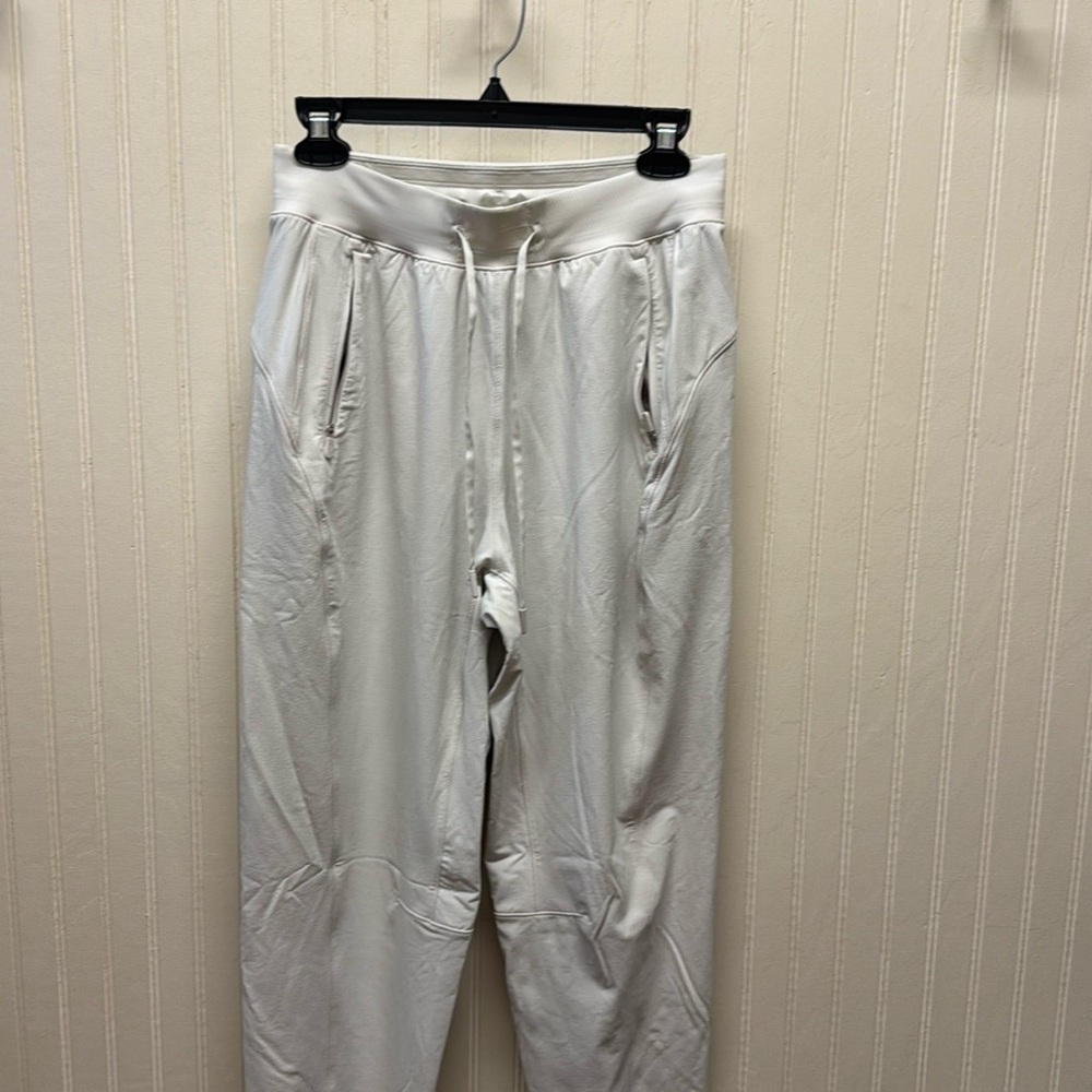 Lululemon jogger pants